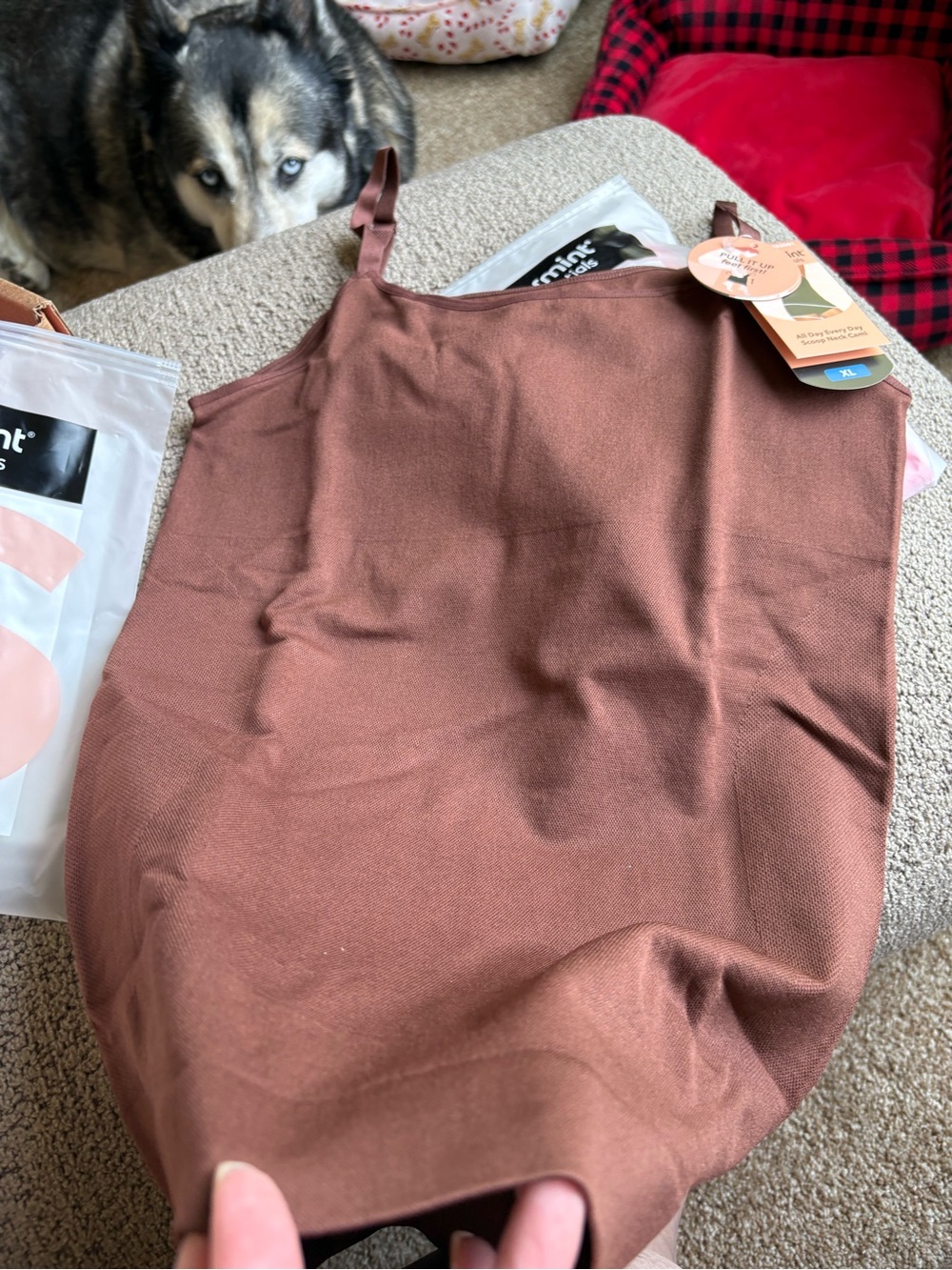 Shapermint Scoop Neck Cami – Brown - Picture 3 of 4